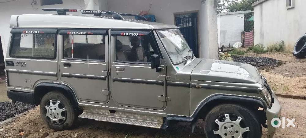 Mahindra Bolero Neo 2009