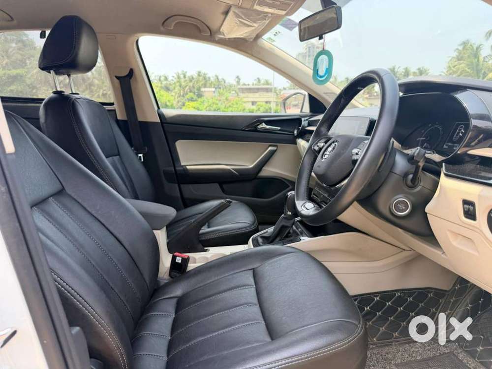 Skoda Slavia 1.0 Ambition Tsi At, 2023, Petrol