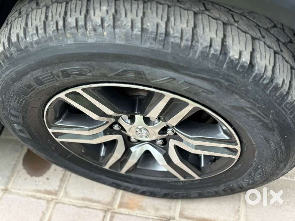 Toyota Fortuner 4x2 At 2.7 Petrol, 2022, Petrol