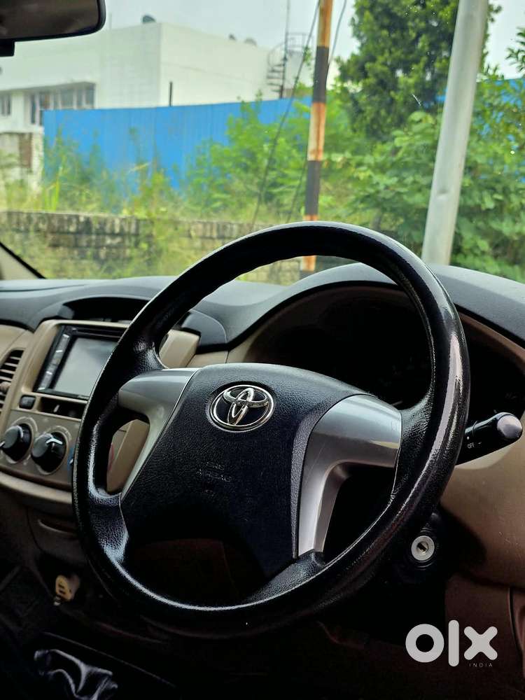 Toyota Innova 2.5 Gx 7 Seater Bs Iv, 2015, Diesel