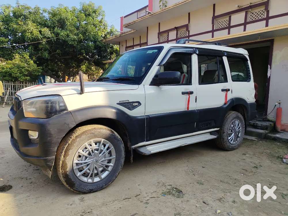 Mahindra Scorpio S4+ 1.99 Intelli Hybrid 2017