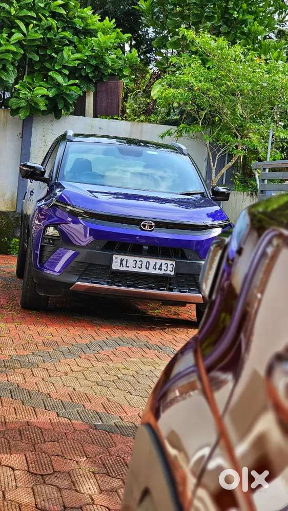 Tata Nexon Fearless Purple 2023