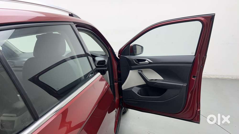 Volkswagen Taigun Topline 1.0 Tsi At (electric Seats), 2021, Petrol