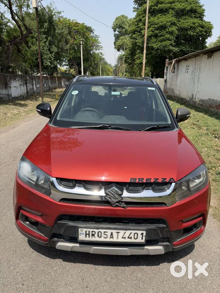 Maruti Suzuki Vitara Brezza Zdi Plus Dual Tone, 2016, Diesel