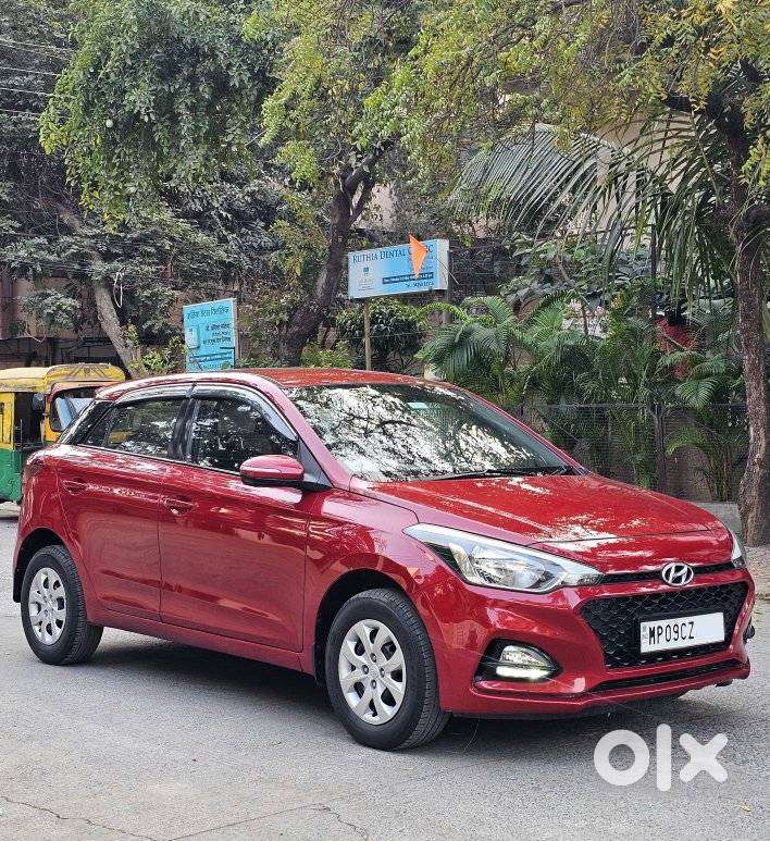 Hyundai I20 Sportz 1.2 Bs-iv, 2018, Petrol