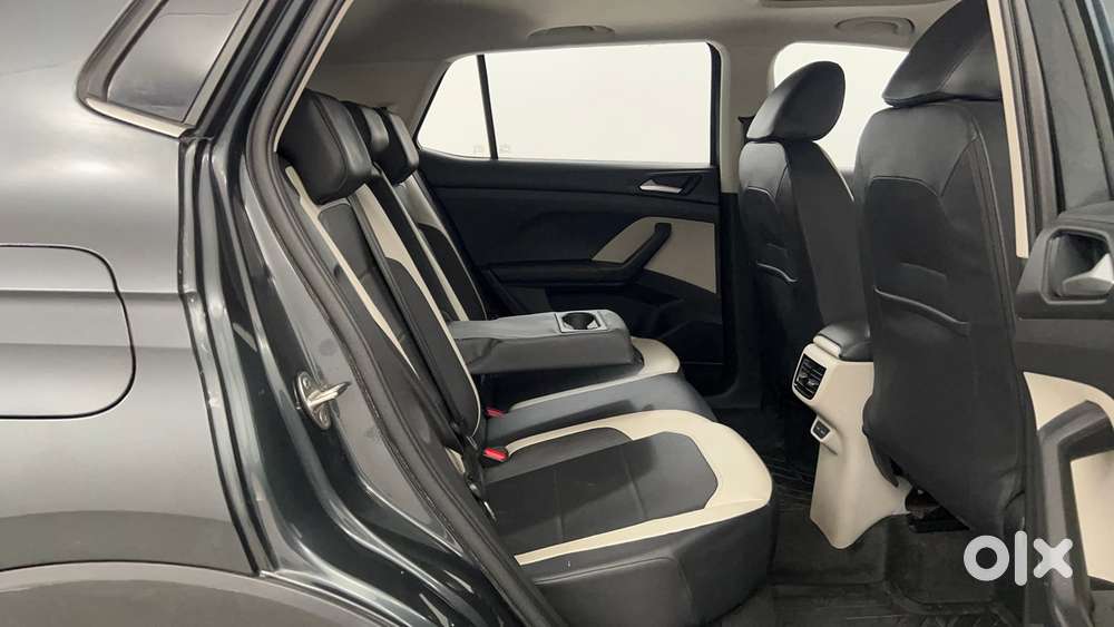 Volkswagen Taigun Topline 1.0 Tsi At (electric Seats), 2022, Petrol