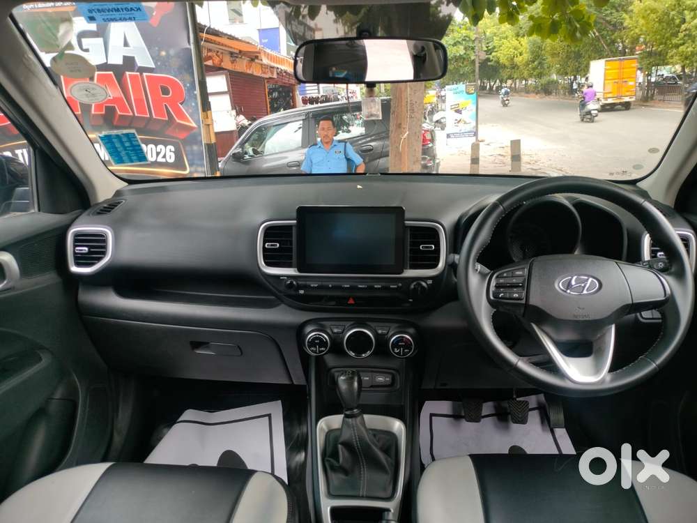 Hyundai Venue S Plus Mt 1.2 Kappa, 2022, Petrol