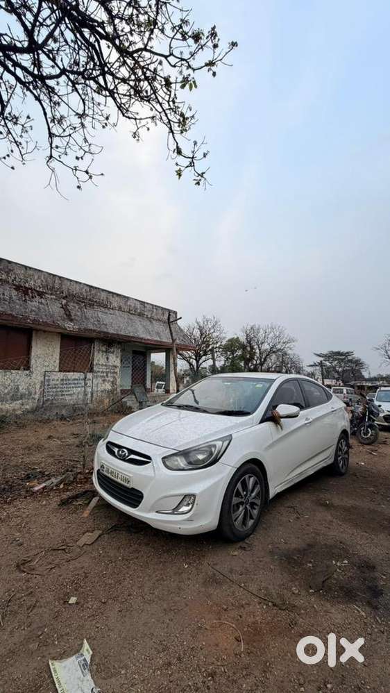 Hyundai Verna 2015 Petrol Well Maintained