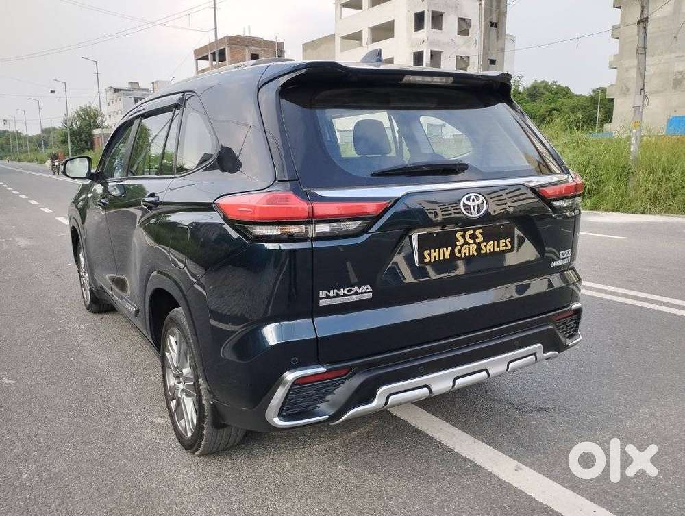 Toyota Innova Hycross 2.0 Vx Hybrid 8 Str, 2023, Petrol