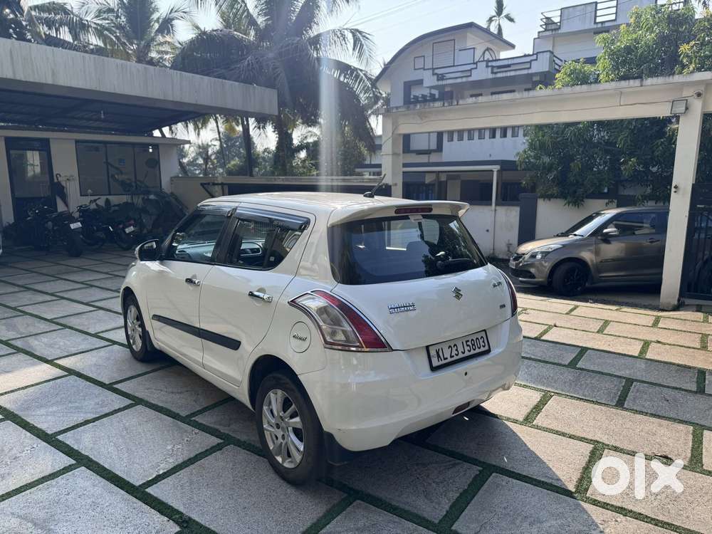 Maruti Suzuki Swift Zdi Plus, 2014, Diesel