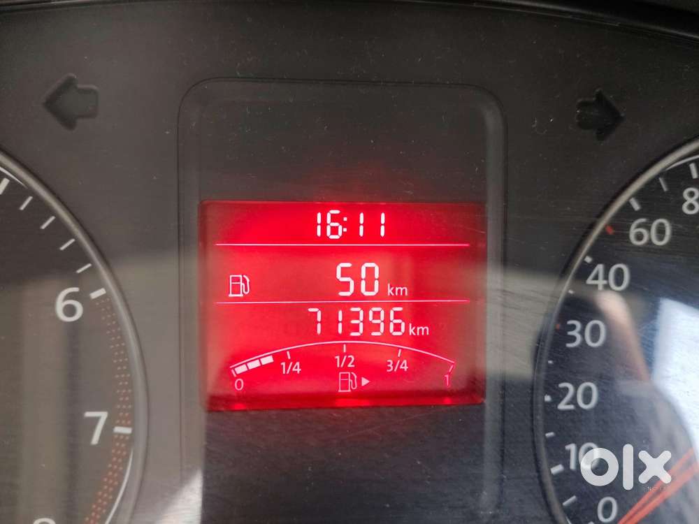 Volkswagen Vento Petrol Highline, 2011, Petrol