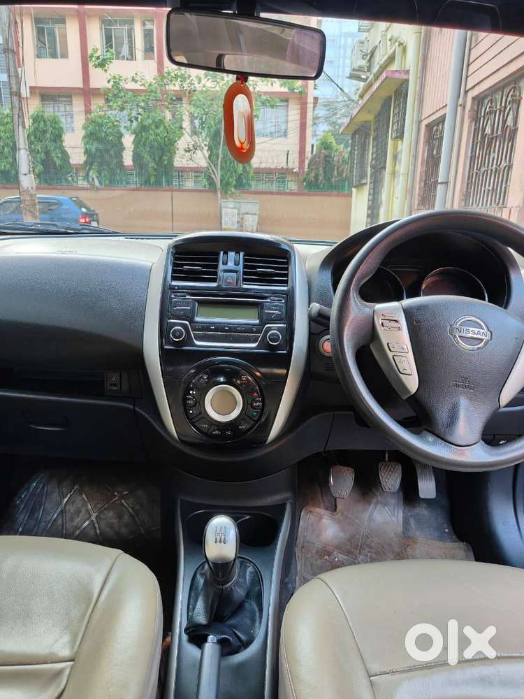 2017 Nissan Sunny Xv, Life Time Tax Paid