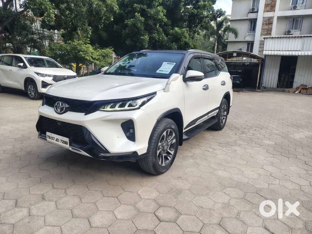 Toyota Fortuner Legender, 2022, Diesel