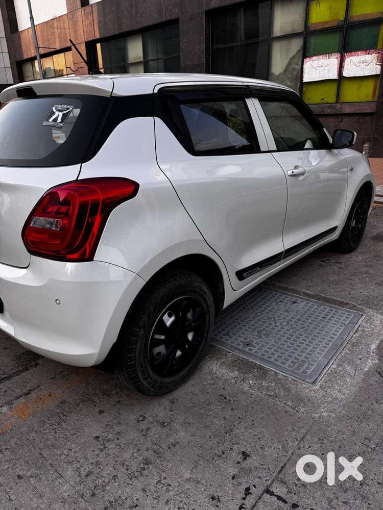 Maruti Suzuki Swift 1.2 Lxi (o), 2020, Petrol