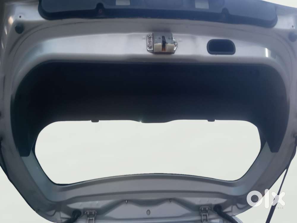 Maruti Suzuki Swift Vxi Cng, 2012, Cng & Hybrids