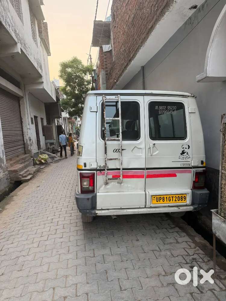 Tata Winger Deluxe 2012