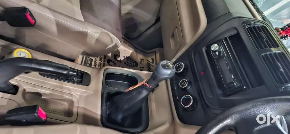 Mahindra Tuv 300 2018 Diesel 72100 Km Driven