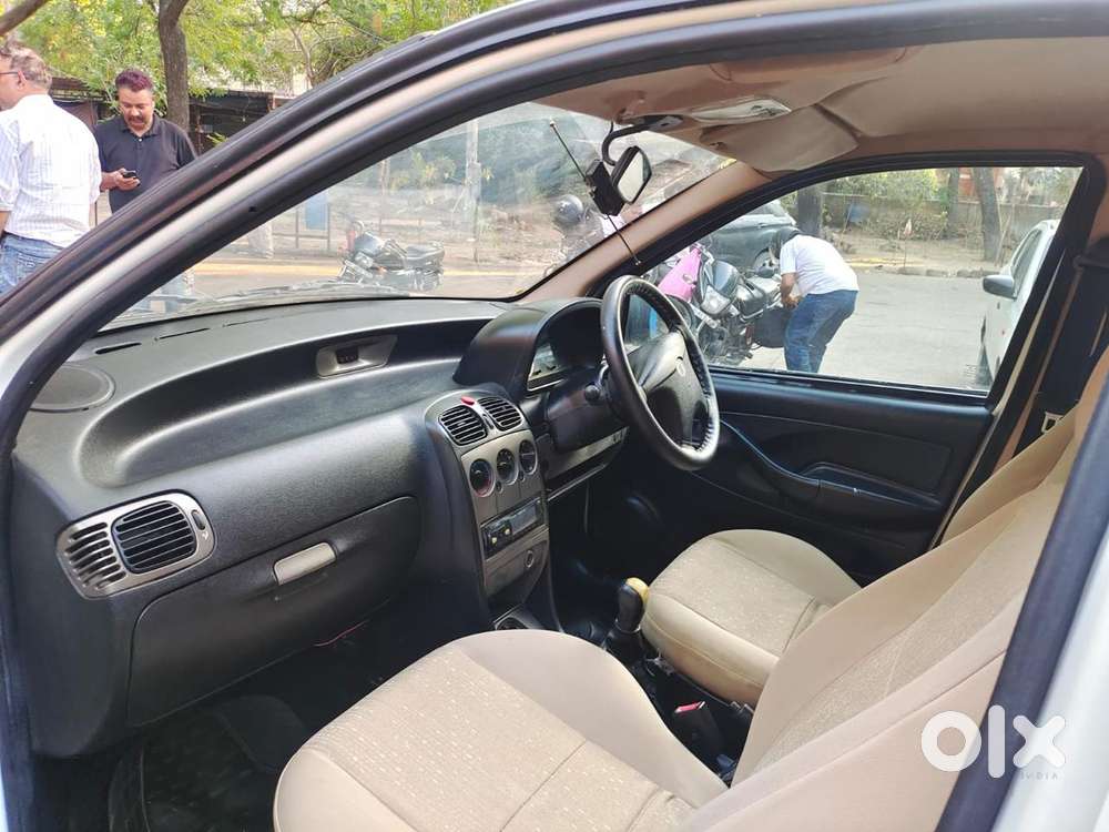 Tata Indica Ev2 Ev2 Glx Emax, 2016, Cng & Hybrids