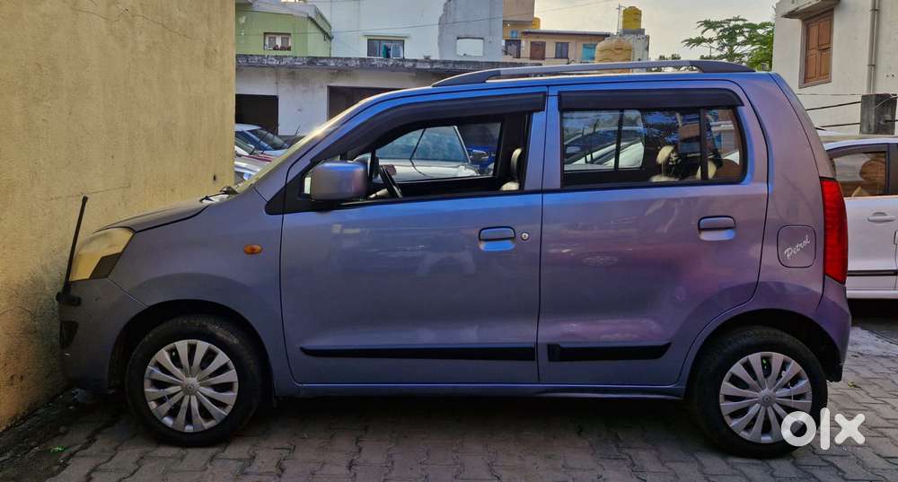 Maruti Suzuki Wagon R 1.0 Vxi Plus (o) Amt, 2019, Petrol