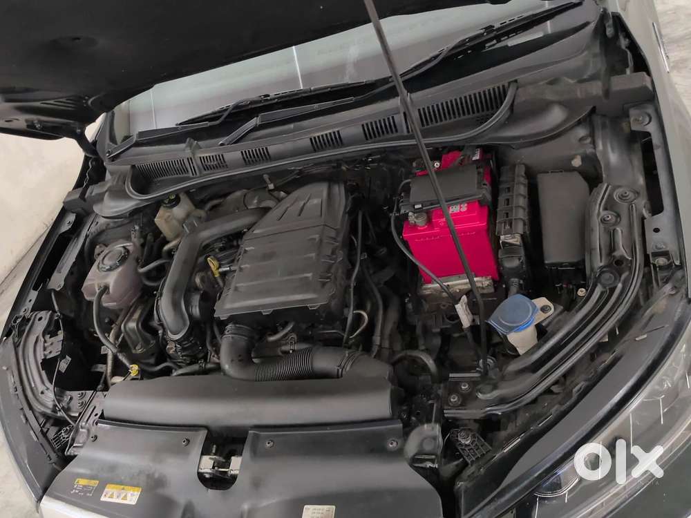 Skoda Slavia Style 1.0l Tsi At, 2022, Petrol