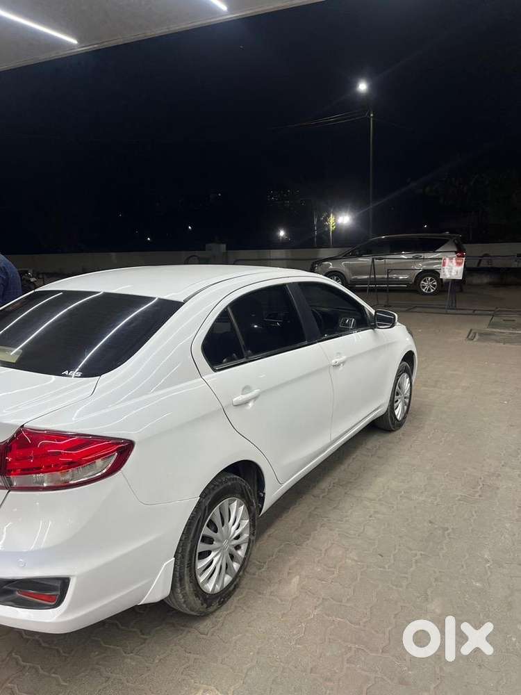 Maruti Suzuki Ciaz 2015 Petrol 98000 Km Driven Vxi Plus