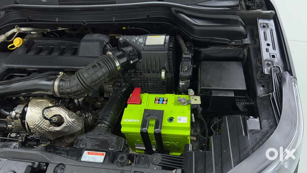 Mahindra Xuv300 W8 Option Diesel, 2023, Diesel