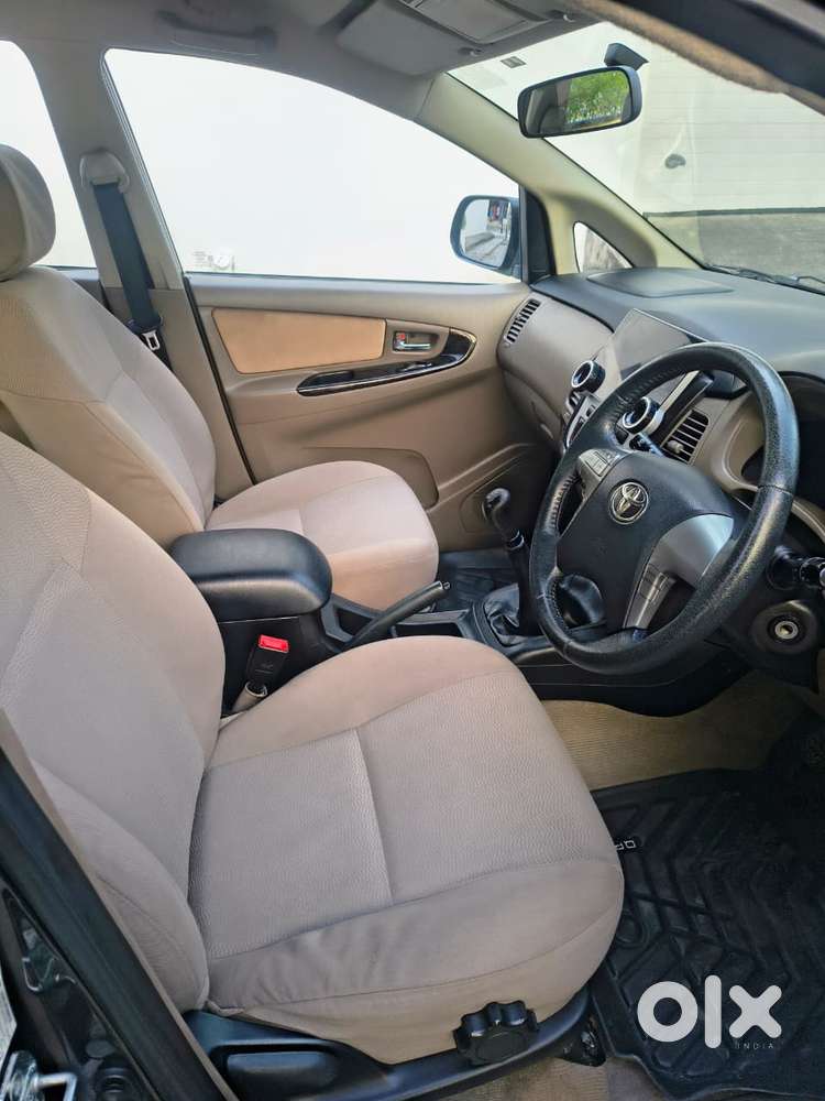 Toyota Innova 2.5 V 7 Str, 2015, Diesel