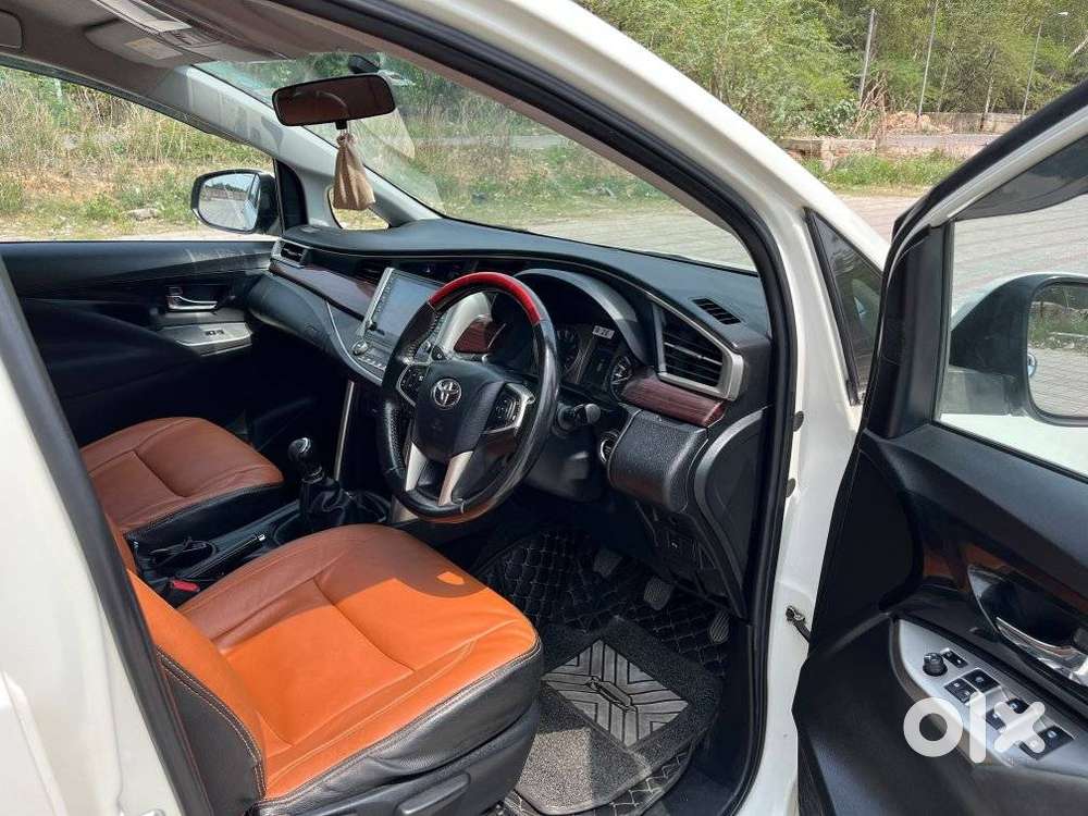 Toyota Innova Crysta [2020-ongoing] 2.7 Vx 7 Str, 2022, Petrol