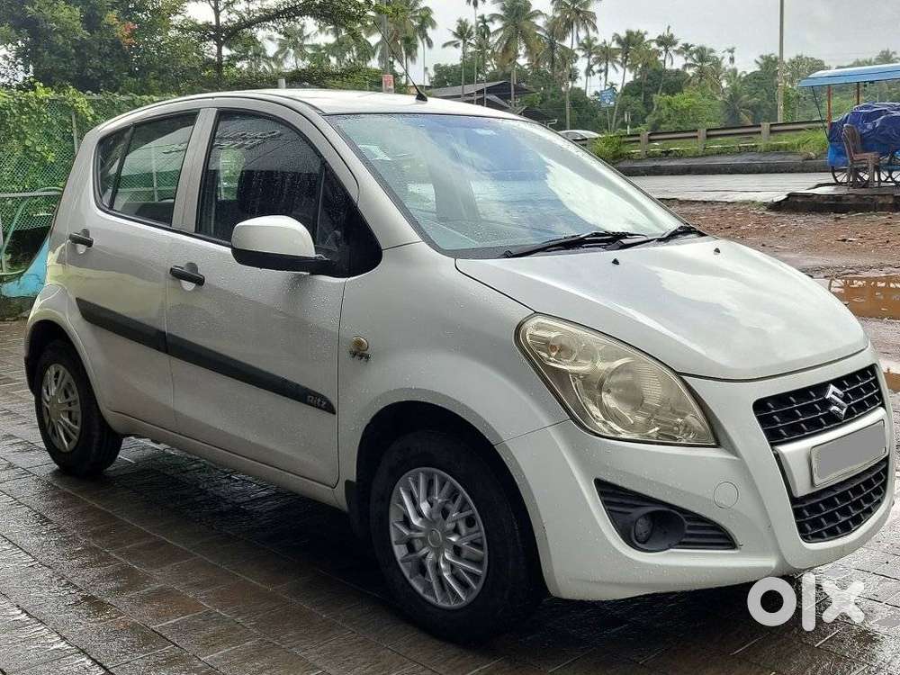 Maruti Suzuki Ritz Lxi, 2013, Petrol
