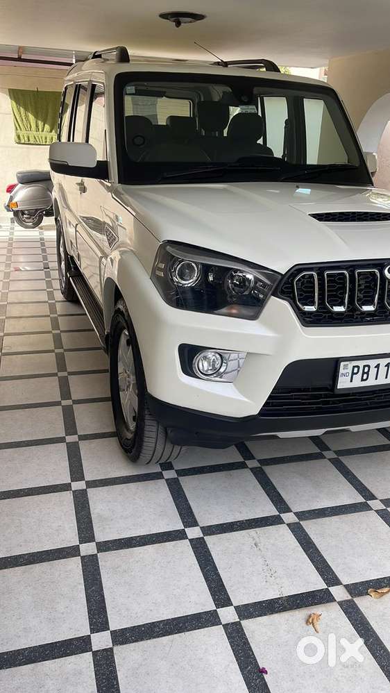 Mahindra Scorpio Classic 2018 Diesel Manual 90000 Km