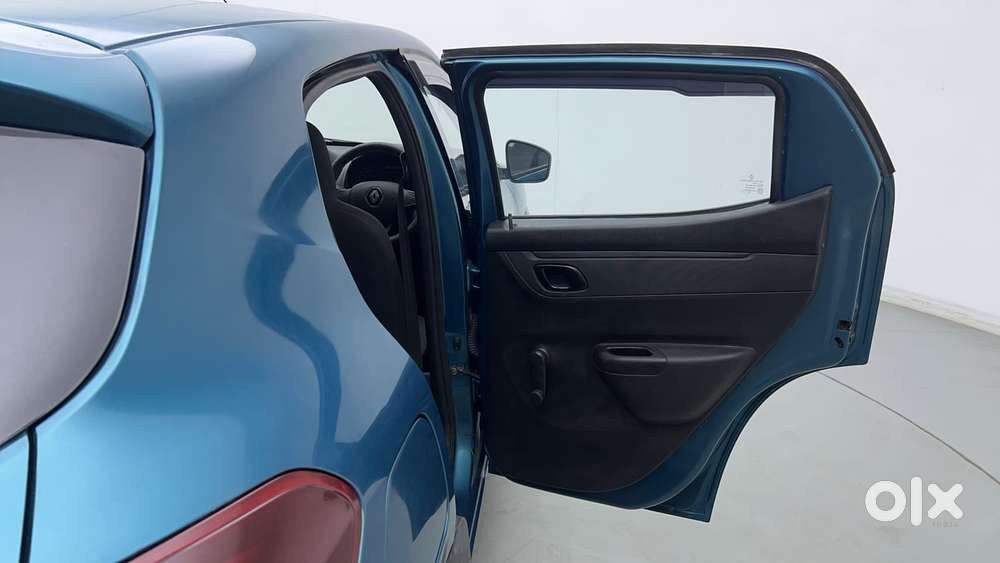 Renault Kwid 1.0 Rxl (o), 2023, Petrol