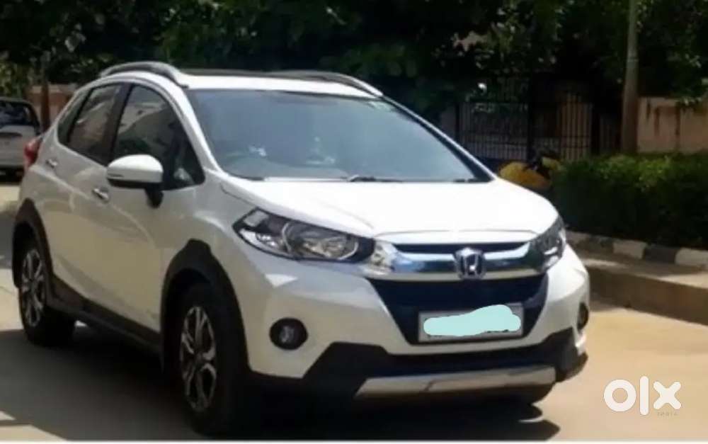 Honda Wr-v 2017 Diesel 140000 Km Driven,topend Sunroof,company Service