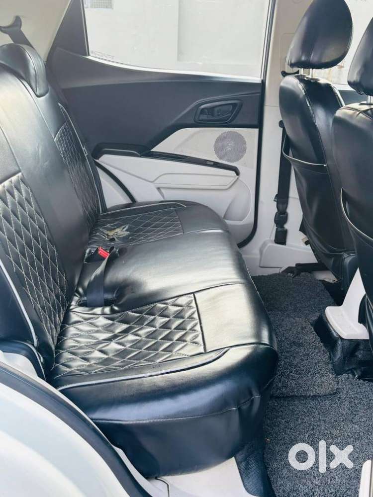 Mahindra Xuv300 W4, 2022, Petrol