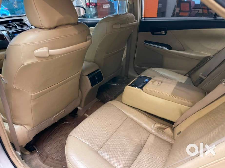 Toyota Camry Hybrid, 2015, Cng & Hybrids