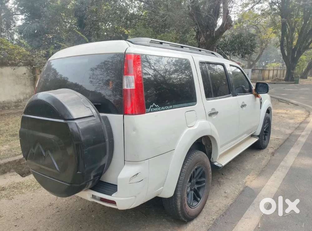 Ford Endeavour 2012 Diesel Well Maintained