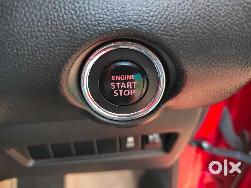 Maruti Suzuki Swift Zxi Plus Dual Tone, 2023, Petrol