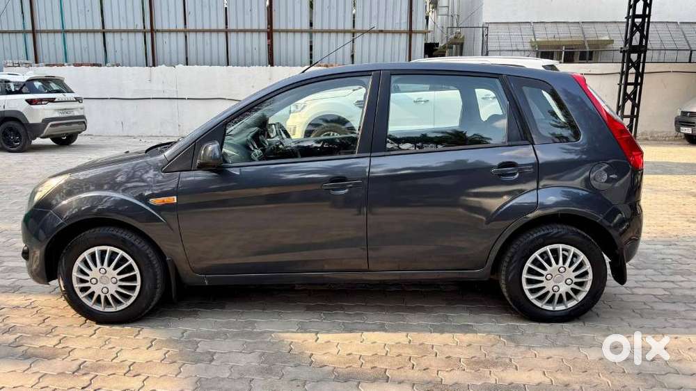 Ford Figo 2010-2012 Petrol Lxi, 2011, Petrol