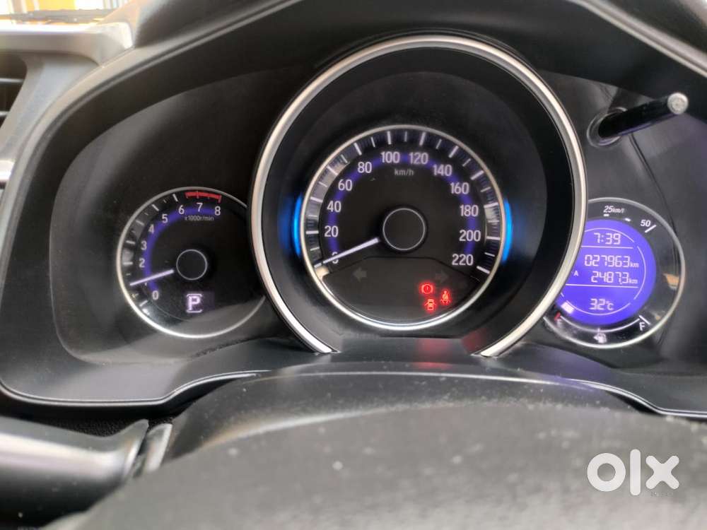 Honda Jazz V Automatic, 2018, Petrol