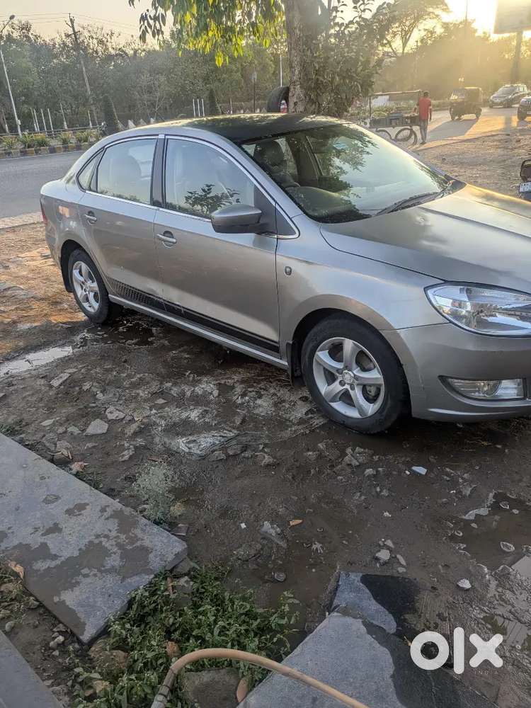 Skoda Rapid 2012 Diesel 145700 Km Driven