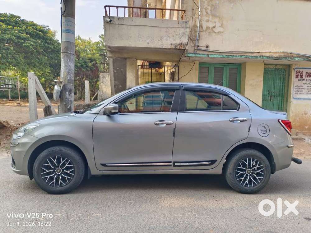 Maruti Suzuki Dzire 1.2 Vxi, 2022, Petrol