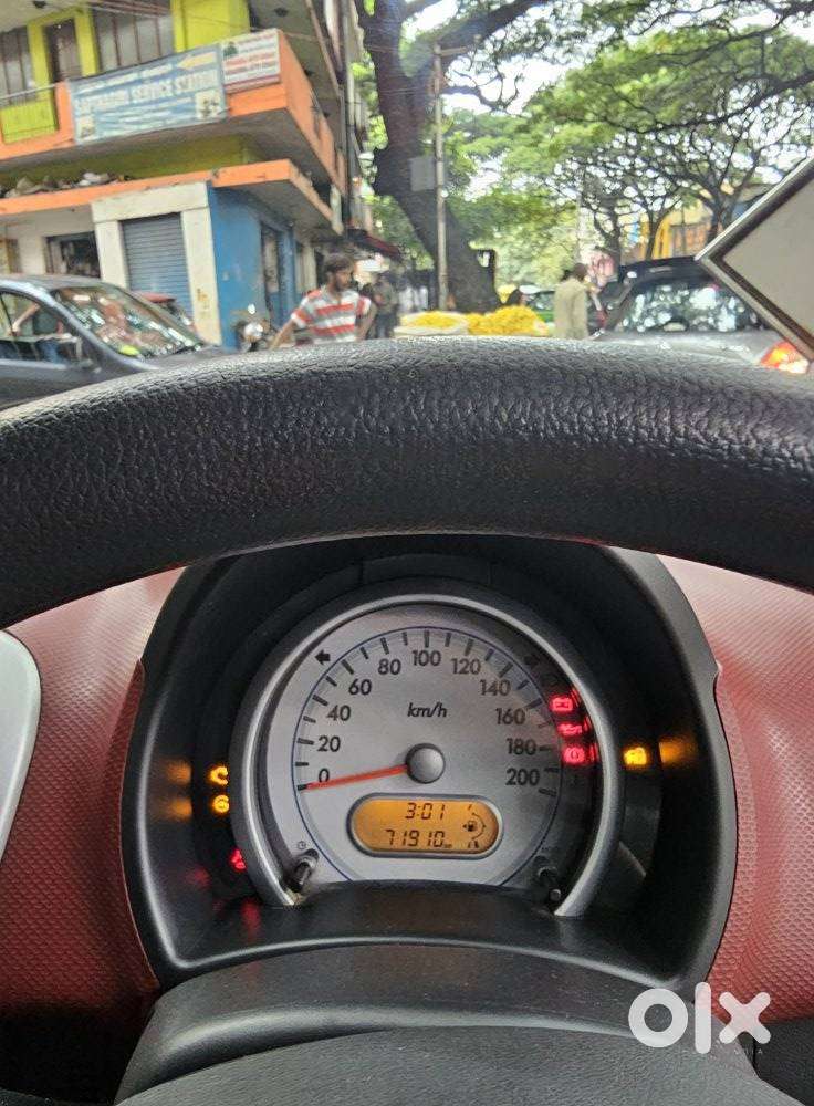 Maruti Suzuki Ritz Vxi, 2014, Petrol