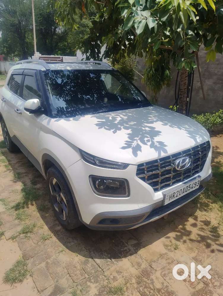 Hyundai Venue 2020 Diesel Manual Car Well Maintained