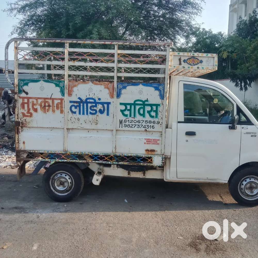 Mahindra jeeto good condition no any work well maintained