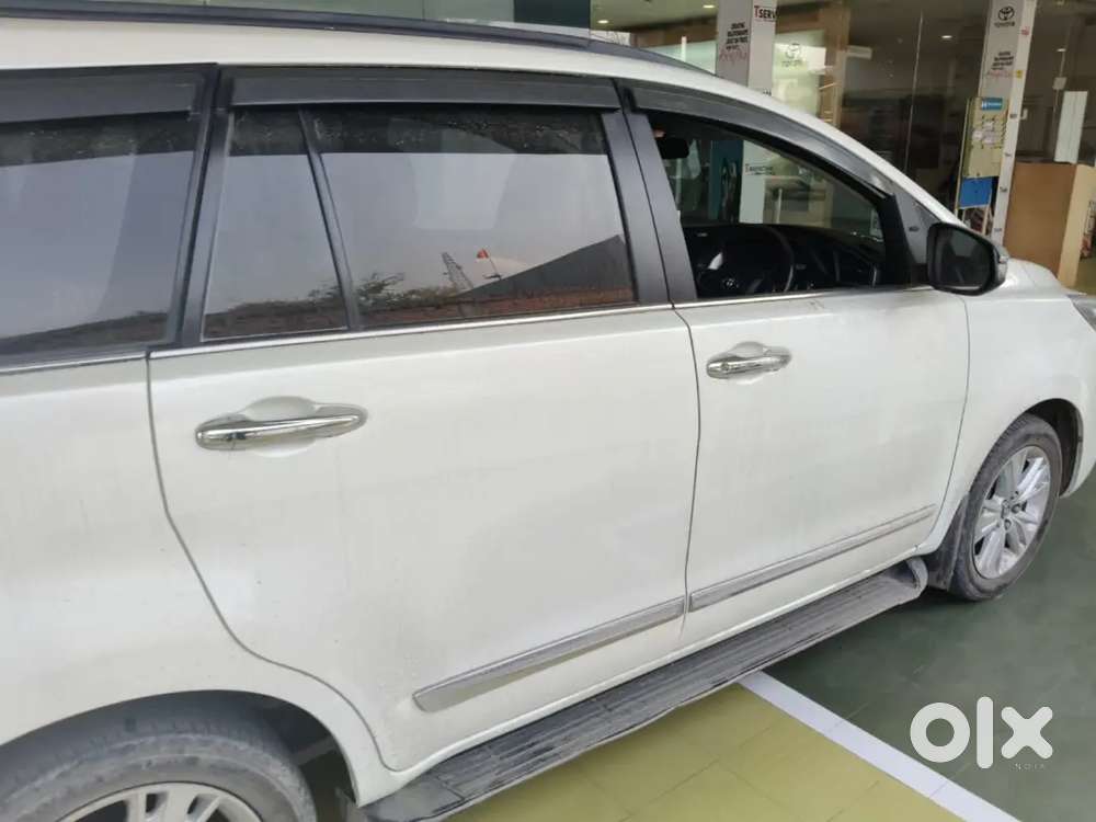 Toyota Innova Crysta 2018