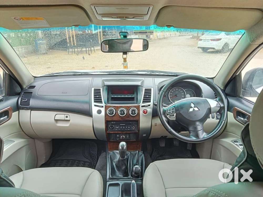 Mitsubishi Pajero Sport 2.5 Manual, 2012, Diesel