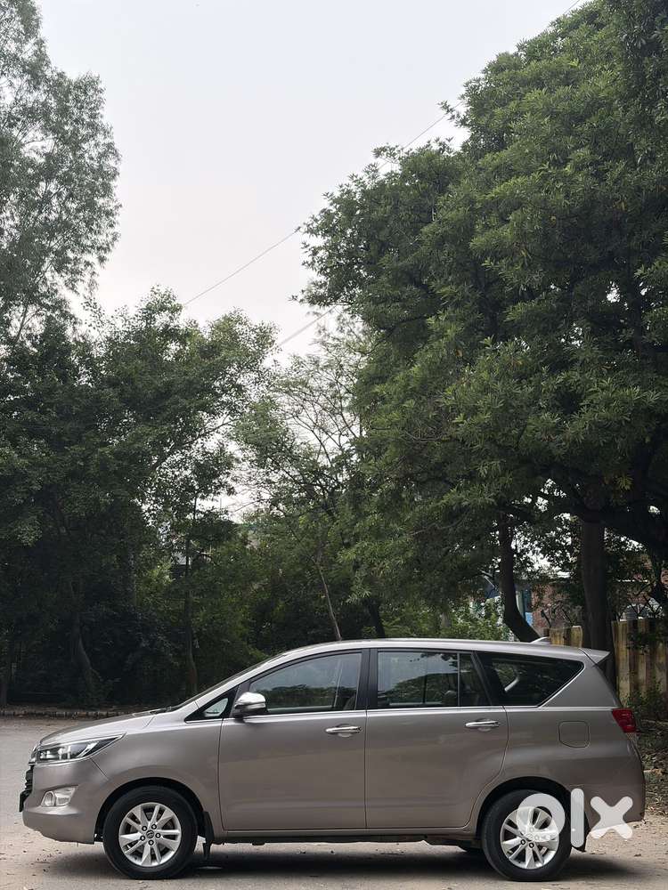 Toyota Innova Crysta 2.8 Zx At, 2017, Diesel