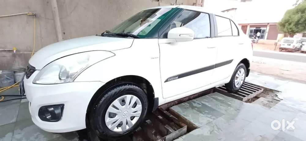 Maruti Swift Dezire 2014 Model Single Hand Driven Hr No.