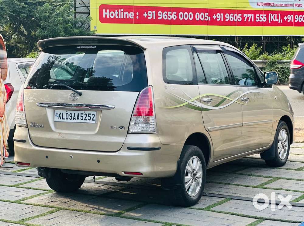 Toyota Innova 2.5 V 7 Str, 2011, Diesel