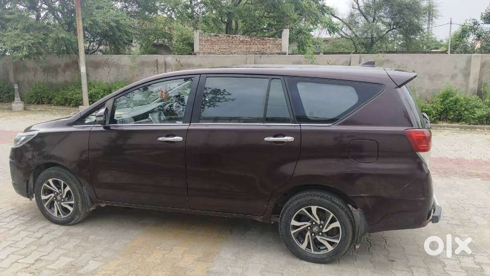 Toyota Innova Crysta 2.4 V, 2022, Diesel