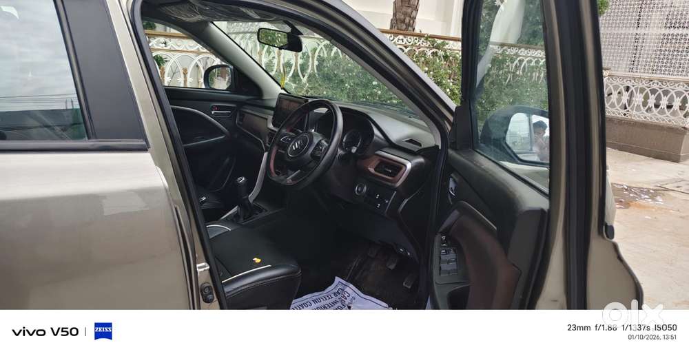 Maruti Suzuki Brezza 1.5 Zxi Smart Hybrid, 2022, Petrol